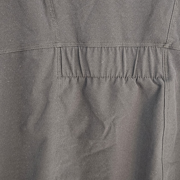 (S) Running room fit wear jersey zip up jacket - Picture 3 of 11